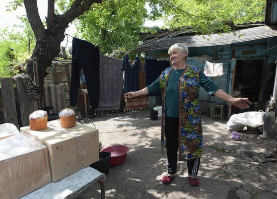 Russia LPR Religion Easter Preparations