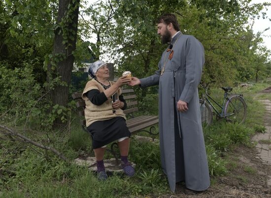 Russia LPR Religion Easter Preparations