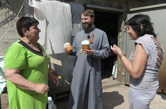 Russia LPR Religion Easter Preparations