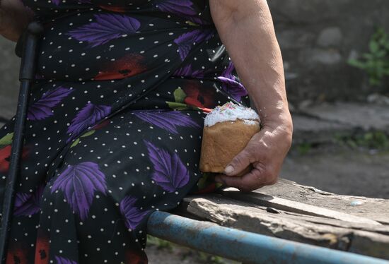 Russia LPR Religion Easter Preparations