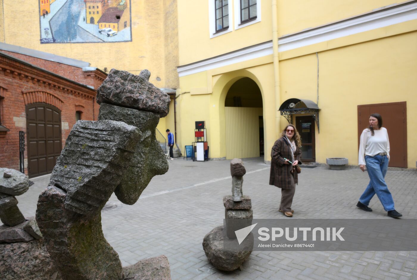 Russia Art Museum Exhibitions