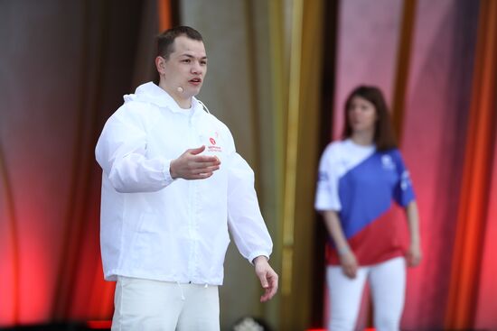 RUSSIA EXPO. Boxer Fyodor Chudinov, Russian Master of Sports, conducts training session