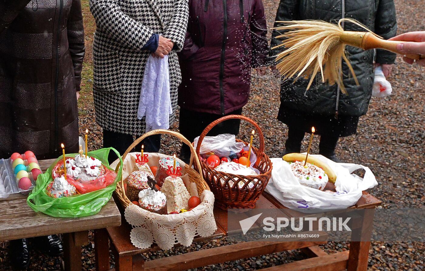 Russia Religion Orthodox Easter Preparations