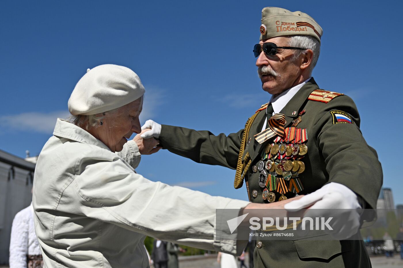 Russia Victory Waltz Dance Flash Mob