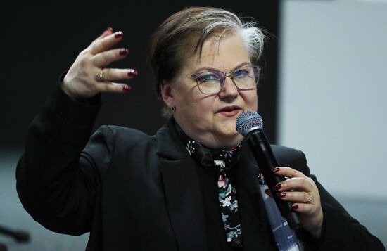 RUSSIA EXPO. Screening of Director Richard Viktorov's Moscow-Cassiopeia sci-fi movie