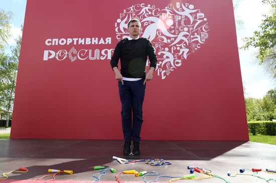 RUSSIA EXPO. Exercise with Yury Danilchenko, winner of the Russian Rope Skipping Cup, at the Sport Russia area