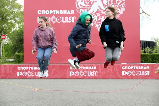 RUSSIA EXPO. Exercise with Yury Danilchenko, winner of the Russian Rope Skipping Cup, at the Sport Russia area