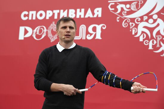 RUSSIA EXPO. Exercise with Yury Danilchenko, winner of the Russian Rope Skipping Cup, at the Sport Russia area