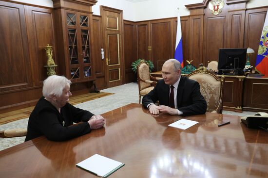 Russia Putin Teacher