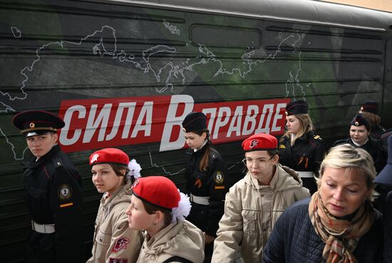Russia Defence Ministry Themed Train