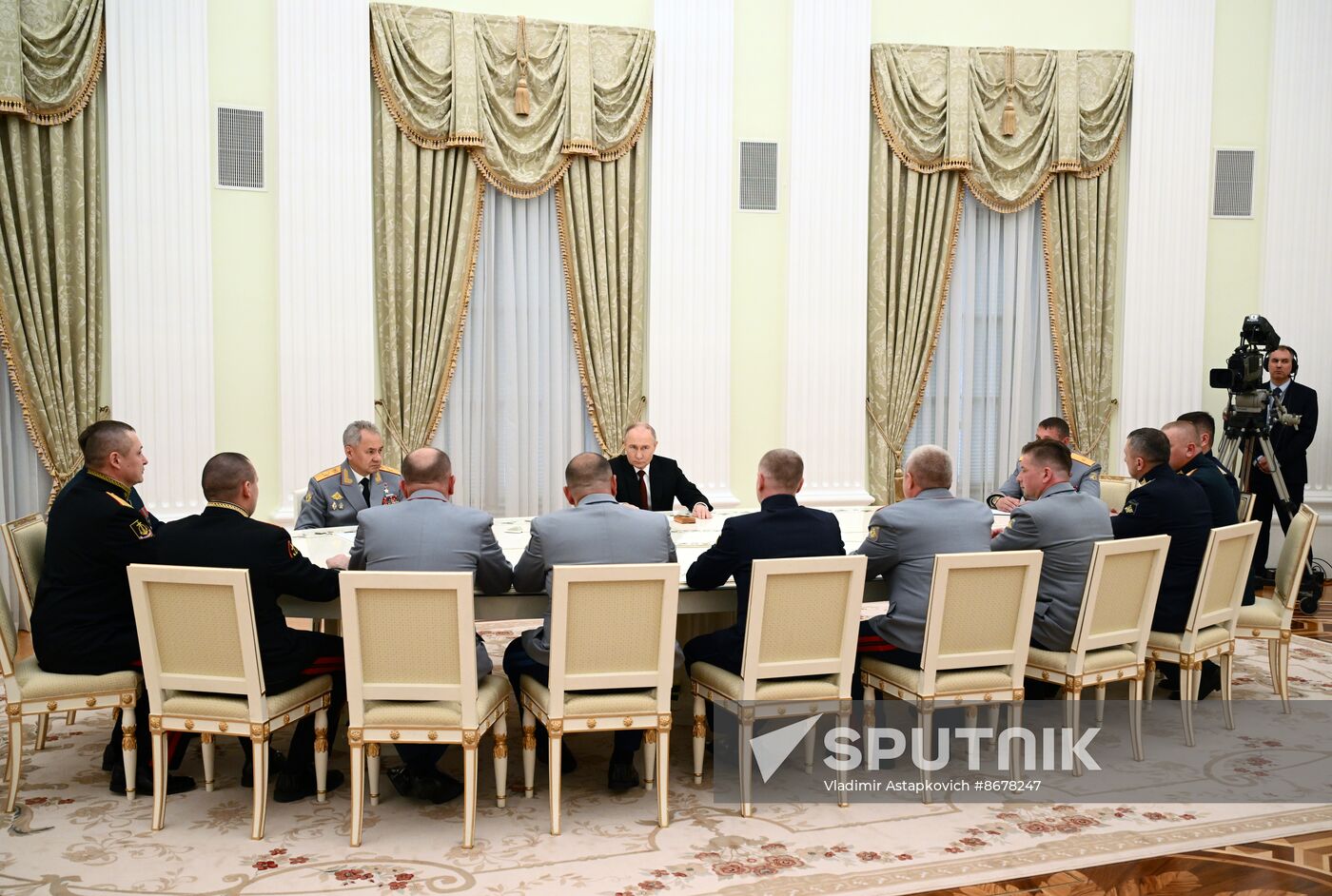 Russia Putin Commanding Officers