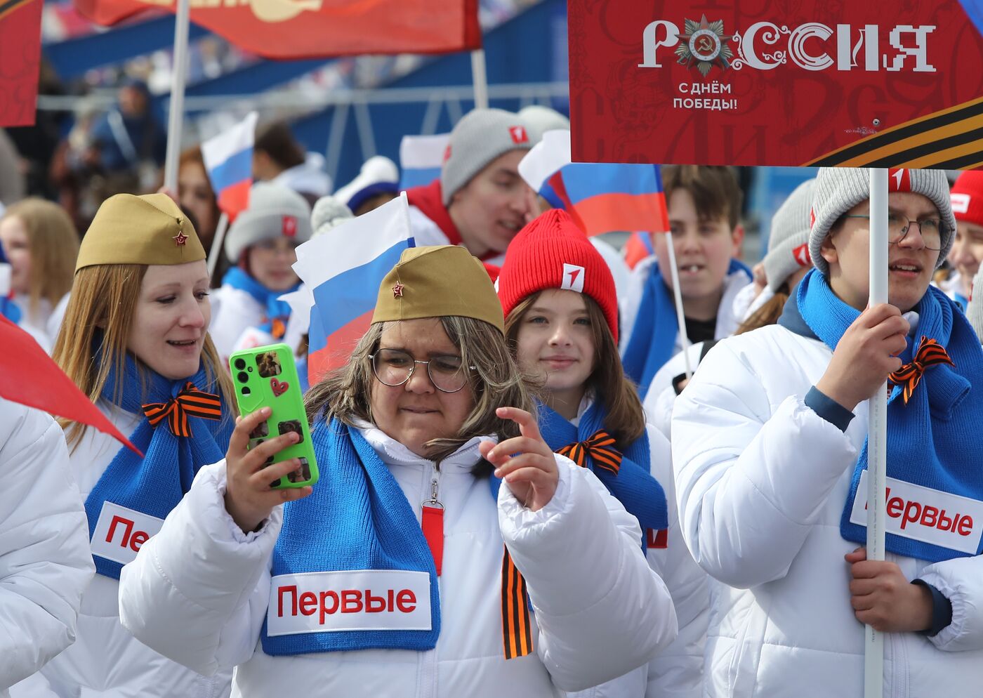 RUSSIA EXPO. May 9 solemn procession