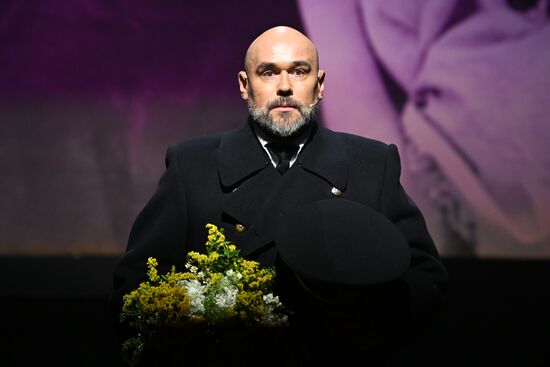 Russia Theatre Blue Handkerchief