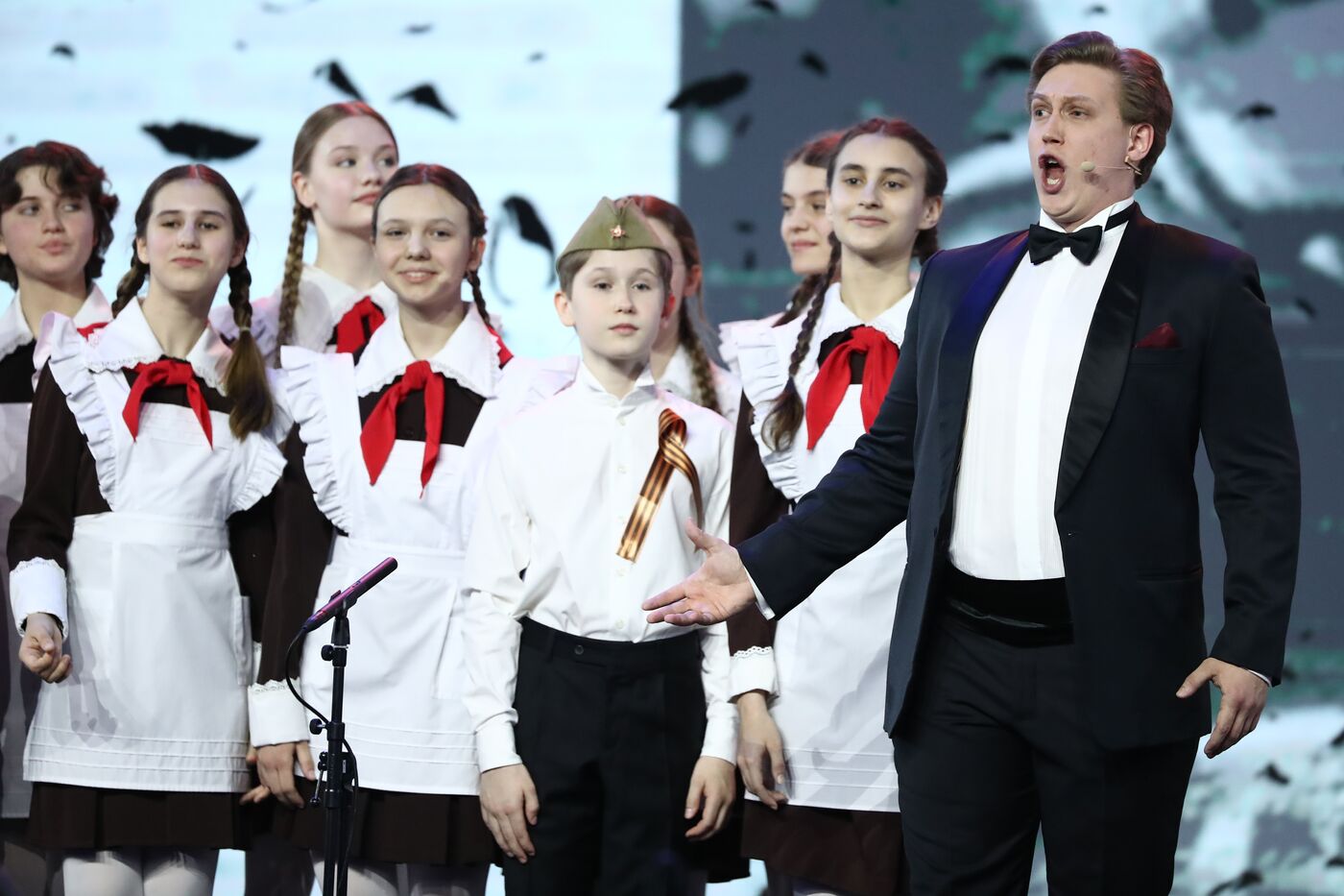 RUSSIA EXPO. Concert for Great Victory Day youth opera program and children's choir of the Bolshoi Theater