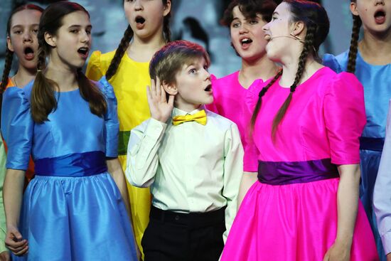 RUSSIA EXPO. Concert for Great Victory Day youth opera program and children's choir of the Bolshoi Theater