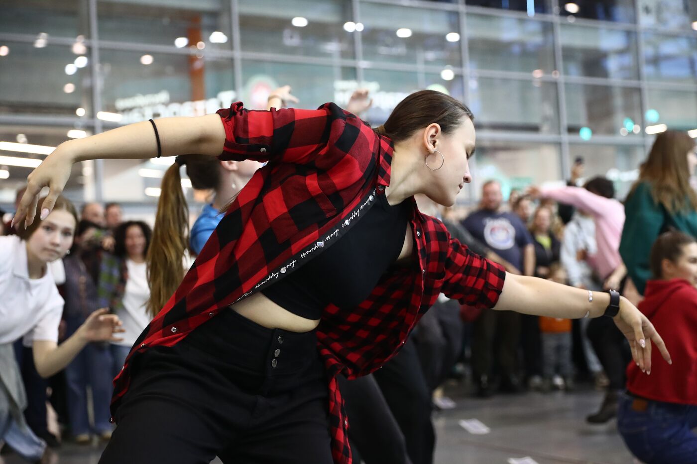 RUSSIA EXPO. Dance flashmob