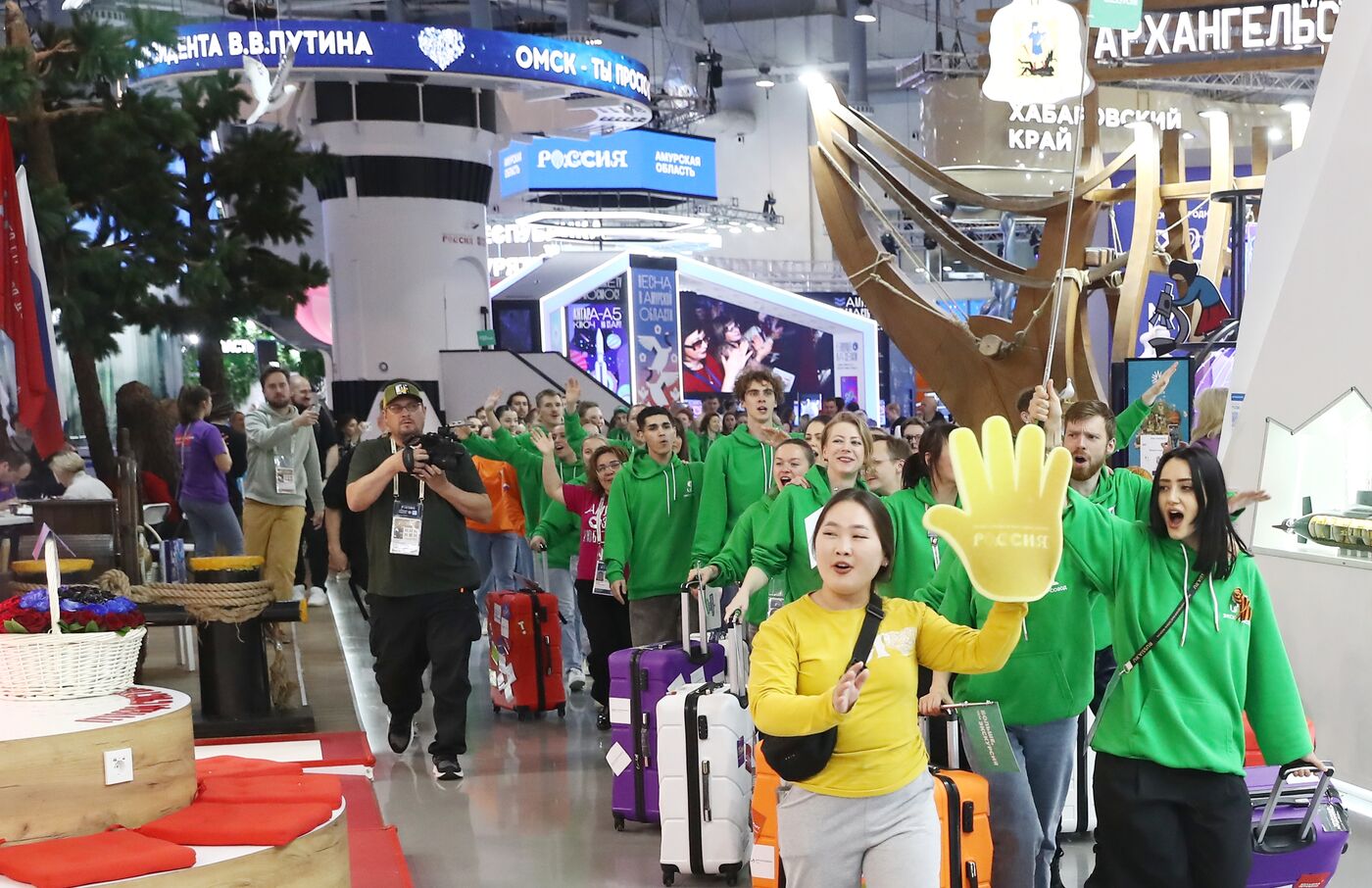 RUSSIA EXPO. Youth of Russia flashmob