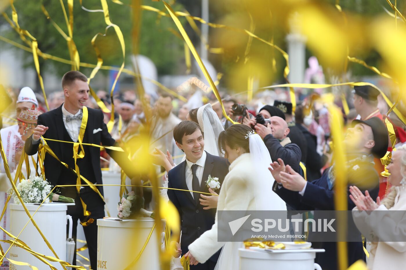 RUSSIA EXPO. Opening of the first Russian Wedding Festival