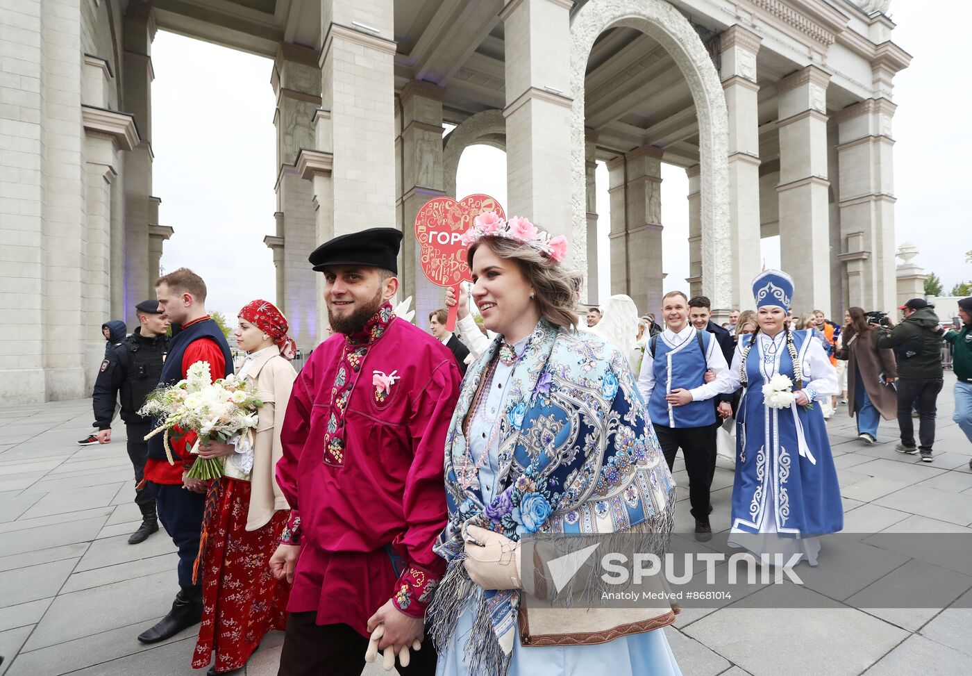 RUSSIA EXPO. Opening of the first Russian Wedding Festival