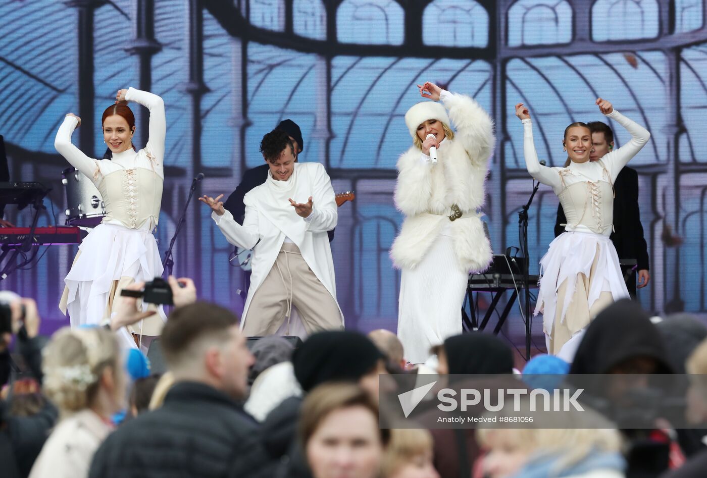 RUSSIA EXPO. Gala concert for newlyweds held as part of Russian Wedding Festival