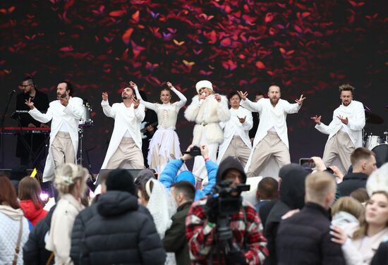 RUSSIA EXPO. Gala concert for newlyweds held as part of Russian Wedding Festival