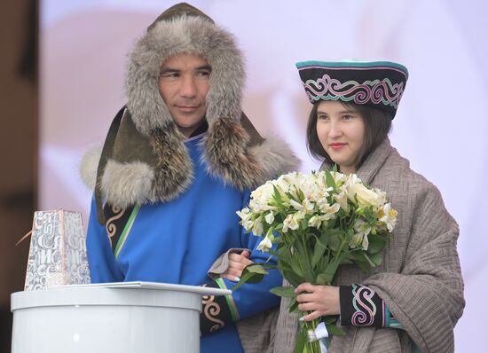 RUSSIA EXPO. Marriage ceremony of couples from Far Eastern Federal District