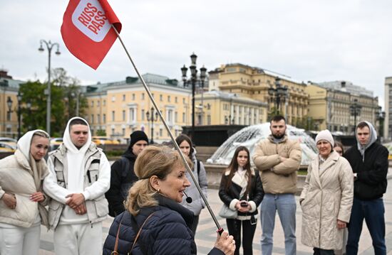 RUSSIA EXPO. Tour for newlyweds who got married at RUSSIA EXPO