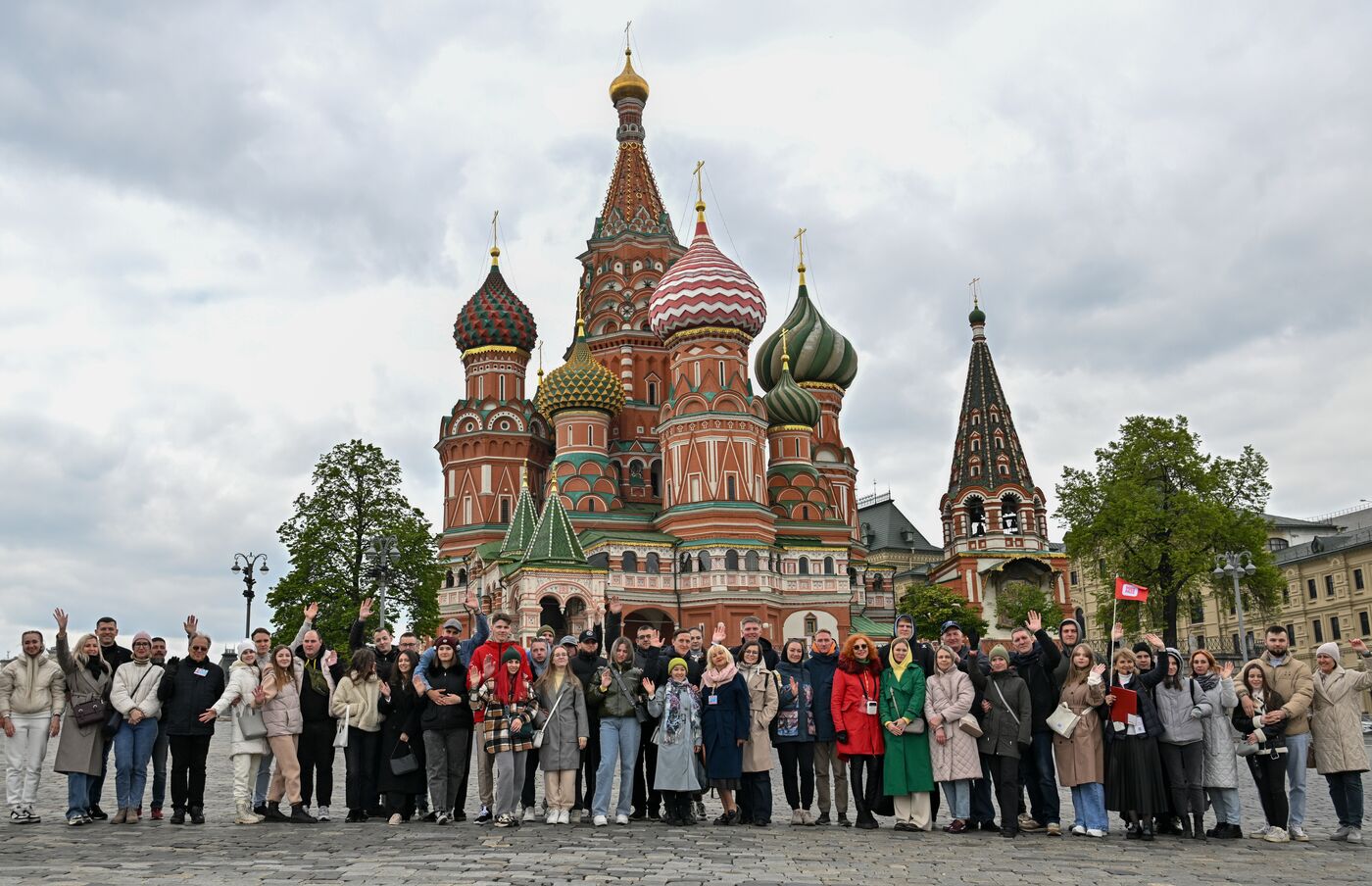 RUSSIA EXPO. Tour for newlyweds who got married at RUSSIA EXPO