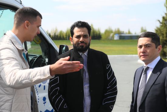 Welcoming participants of the International Economic Forum Russia – Islamic World: KAZANFORUM at Kazan International Airport. Center: Nasser Hassan Jagya Adawi, Attorney-General of Saudi Arabia. Right: Ilnur Ibragimov, Deputy Prosecutor of the Republic of Tatarstan. Photos can be used on terms listed in the media-bank's Forum section. Location: Russia, Republic of Tatarstan, Kazan. Author: Kirill Zykov/Sputnik. KAZANFORUM 2024. Arrival of forum participants