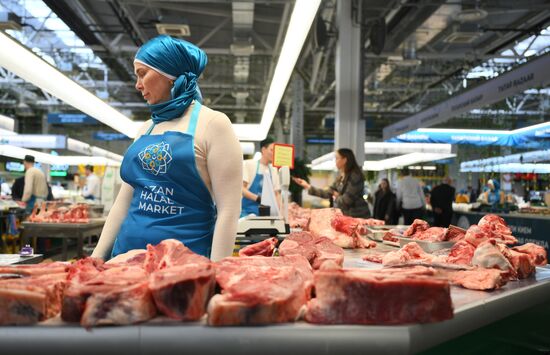 Official opening ceremony of the Halal Trade Fair. Photos can be used on terms listed in the media-bank's Forum section. Location: Russia, Republic of Tatarstan, Kazan. Author: Pavel Bednyakov/Sputnik. KAZANFORUM 2024. Opening ceremony of the Halal Trade Fair