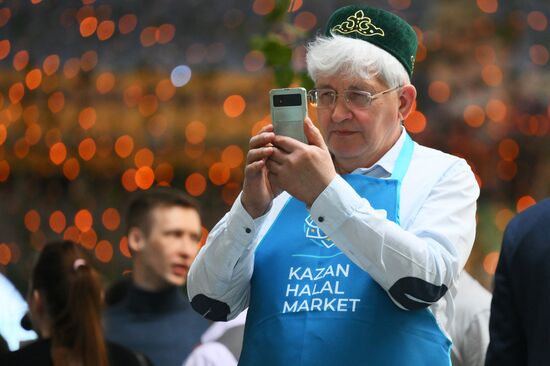 Official opening ceremony of the Halal Trade Fair. Photos can be used on terms listed in the media-bank's Forum section. Location: Russia, Republic of Tatarstan, Kazan. Author: Pavel Bednyakov/Sputnik. KAZANFORUM 2024. Opening ceremony of the Halal Trade Fair