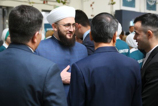 Official opening ceremony of the Halal Trade Fair. Kamil hazrat Samigullin, head of the Spiritual Administration of Muslims of the Republic of Tatarstan, Mufti of Tatarstan. Photos can be used on terms listed in the media-bank's Forum section. Location: Russia, Republic of Tatarstan, Kazan. Author: Vladimir Astapkovich/Sputnik. KAZANFORUM 2024. Opening ceremony of the Halal Trade Fair