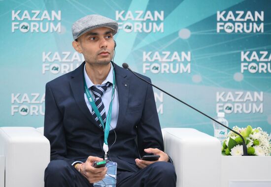 KAZANFORUM 2024. Business of young people: The power of communities in building international cultural and economic ties