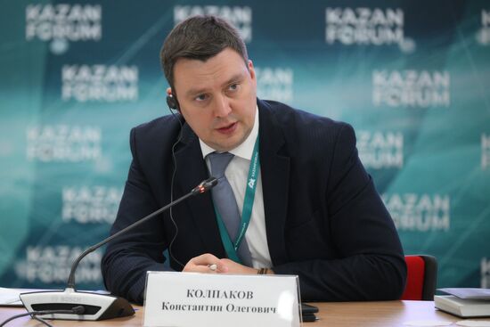 KAZANFORUM 2024. Working session, The OIC As the Center of a New Multipolar World. Konstantin Kolpakov, Chair of the Council of Young Diplomats of the Russian Foreign Ministry. To use the photo, see the terms of use in the Kazanforum section of this media bank. Location: Russia, Republic of Tatarstan, Kazan. Author: Vladimir Astapkovich/Sputnik. KAZANFORUM 2024. Working session, The OIC As the Center of a New Multipolar World