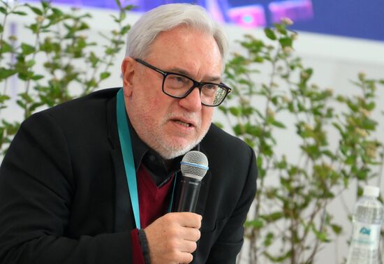 KAZANFORUM 2024. The future of capital cities. New architecture, comfortable environment and modern infrastructure