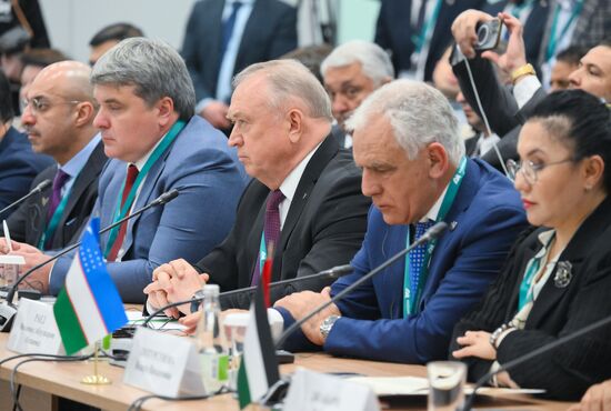 KAZANFORUM 2024. Head of Tatarstan Rustam Minnikhanov meets with President of the Russian Industry and Trade Chamber Sergei Katyrin