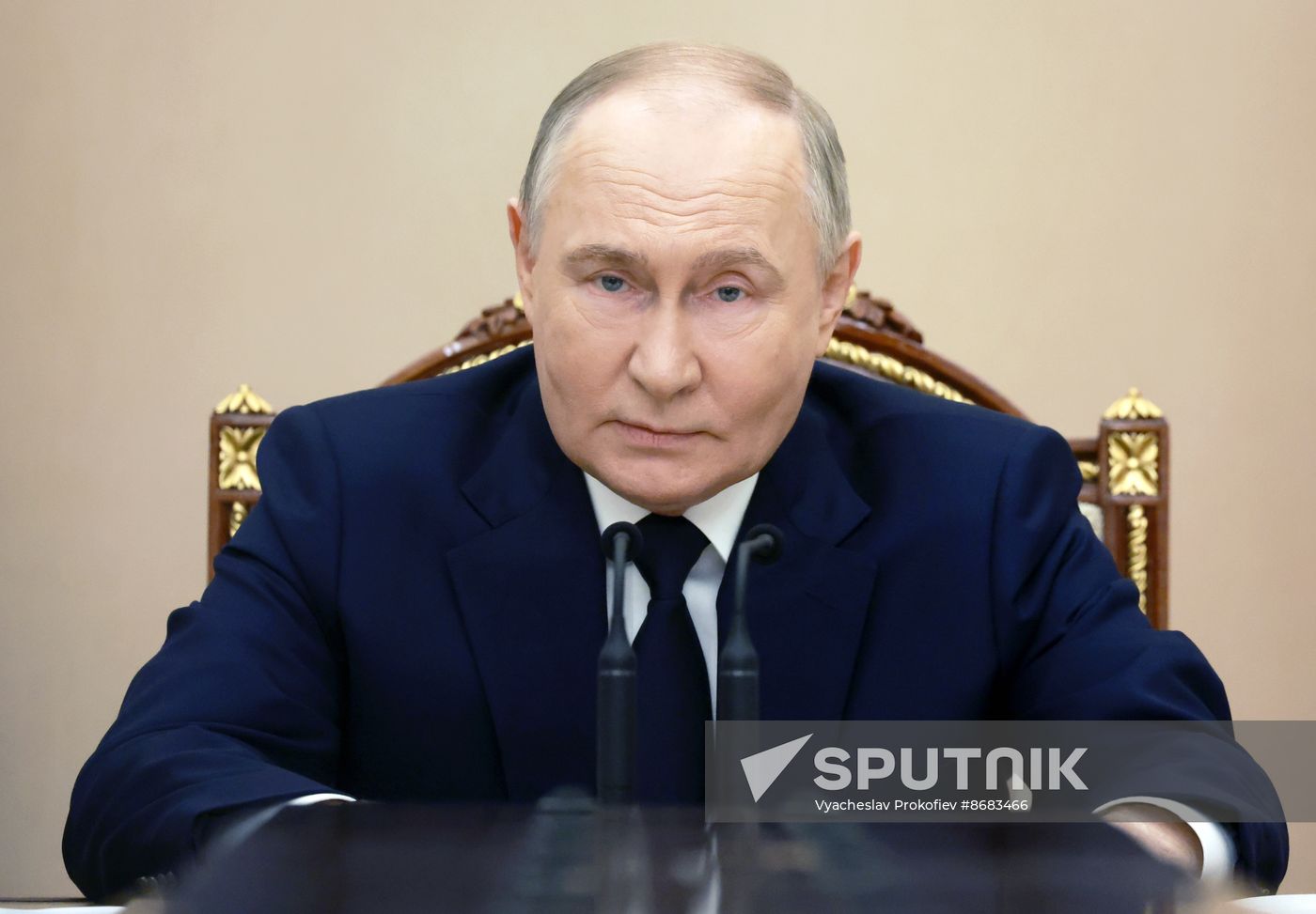 Russia Putin Military Districts Commanders