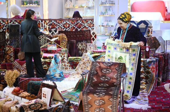 On the sidelines of KAZANFORUM 2024: Russia – Islamic World. To use the image, see the terms of use in the Kazanforum section of this media bank. Location: Russia, Republic of Tatarstan, Kazan. Author: Pavel Bednyakov/Sputnik. Russia – Islamic World: KAZANFORUM 2024