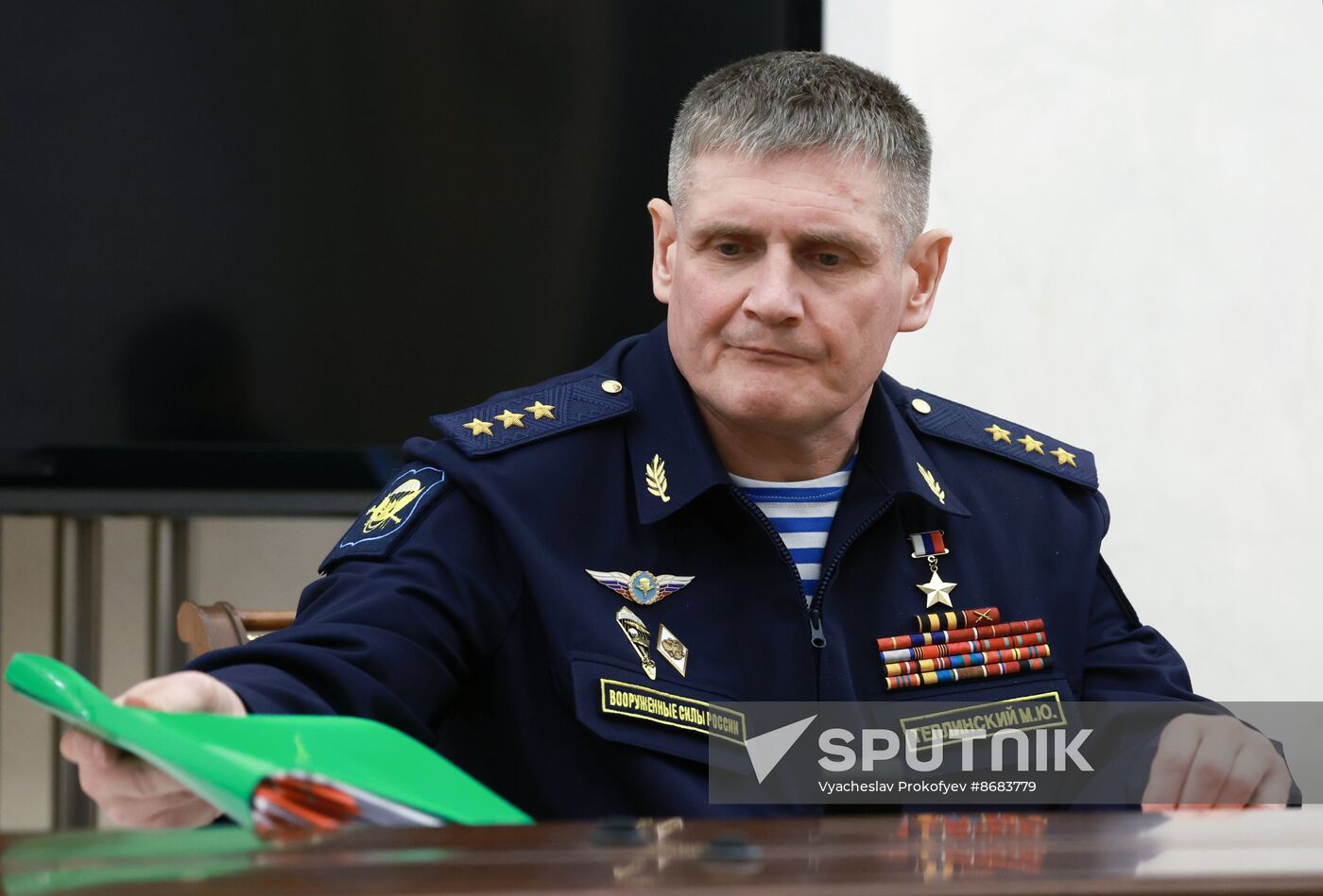 Russia Putin Military Districts Commanders