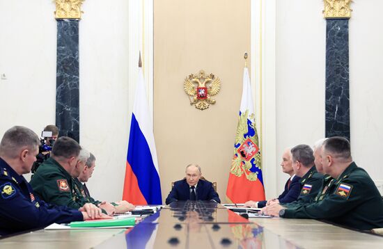 Russia Putin Military Districts Commanders