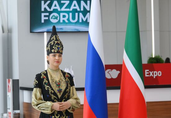 On the sidelines of KAZANFORUM 2024: Russia – Islamic World. To use the image, see the terms of use in the Kazanforum section of this media bank. Location: Russia, Republic of Tatarstan, Kazan. Author: Ekaterina Chesnokova/Sputnik. Russia – Islamic World: KAZANFORUM 2024