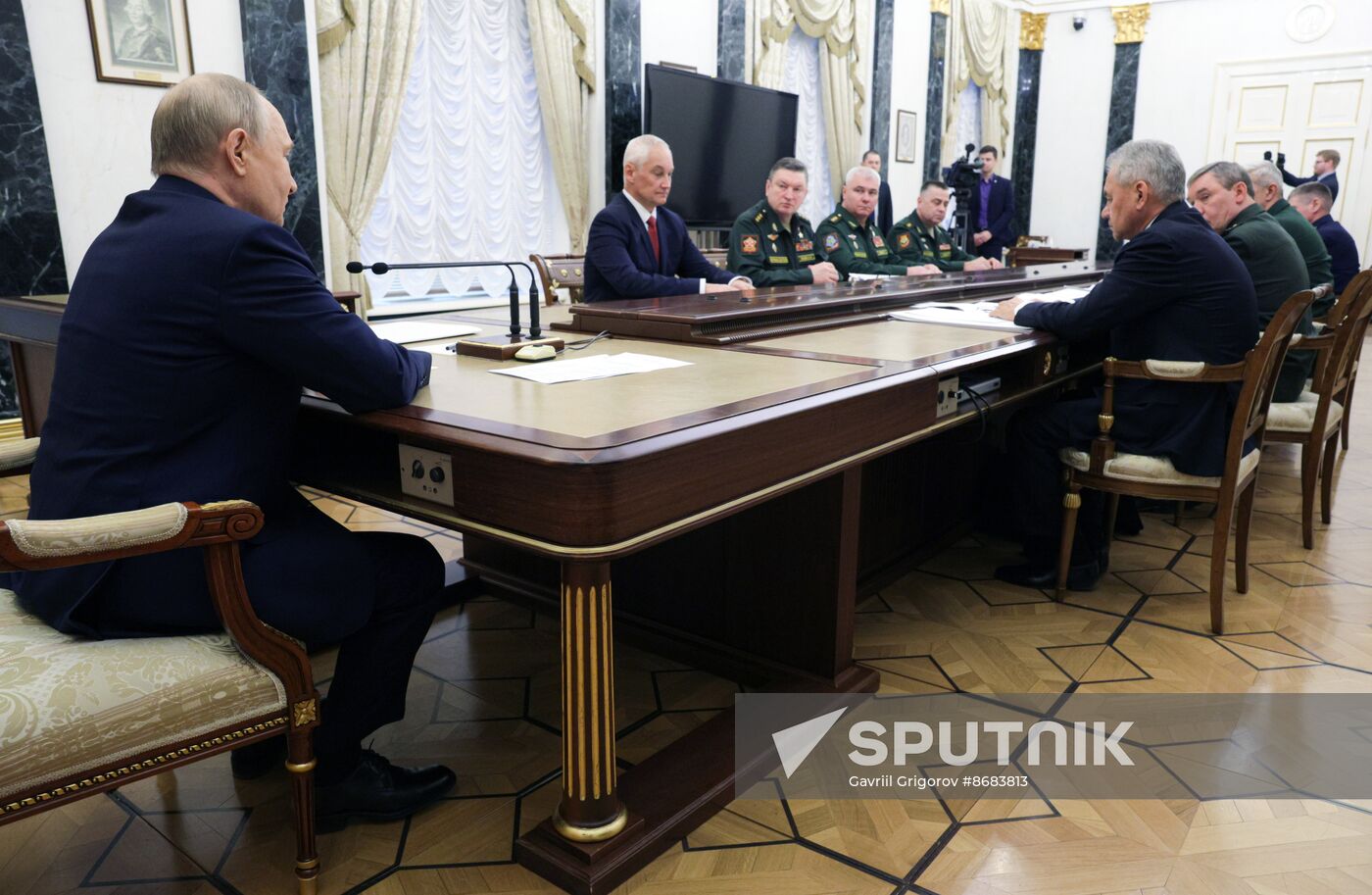 Russia Putin Military Districts Commanders