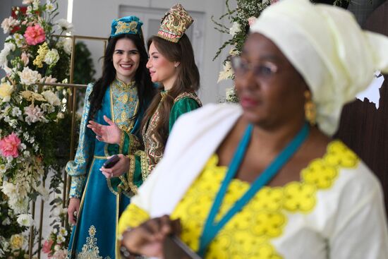 On the sidelines of KAZANFORUM 2024: Russia – Islamic World. To use the image, see the terms of use in the Kazanforum section of this media bank. Location: Russia, Republic of Tatarstan, Kazan. Author: Kirill Zykov/Sputnik. Russia – Islamic World: KAZANFORUM 2024