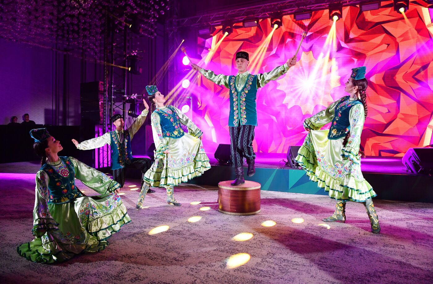 KAZANFORUM 2024. Welcome Gala dinner summarizing the results of the Halal Business Woman award