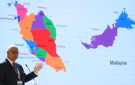 KAZANFORUM 2024. Lecture by Anis Yusal Yusoff, Director of the International Institute of Public Policy and Management, University of Malaya