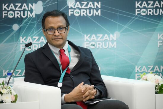 KAZANFORUM 2024. Impact of generative artificial Intelligence on technological progress and business