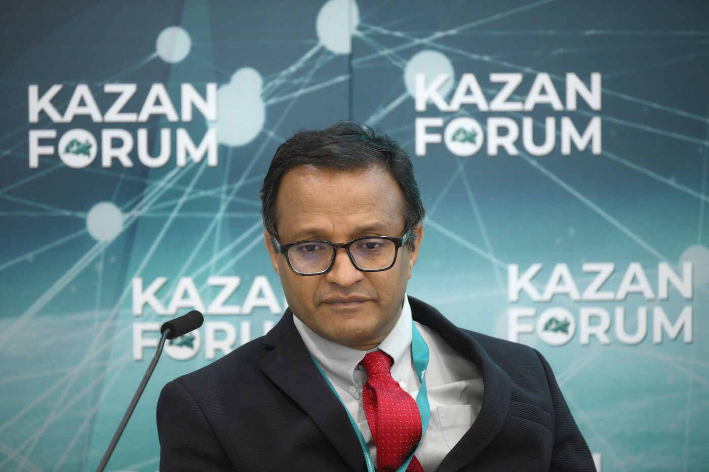 KAZANFORUM 2024. Impact of generative artificial Intelligence on technological progress and business