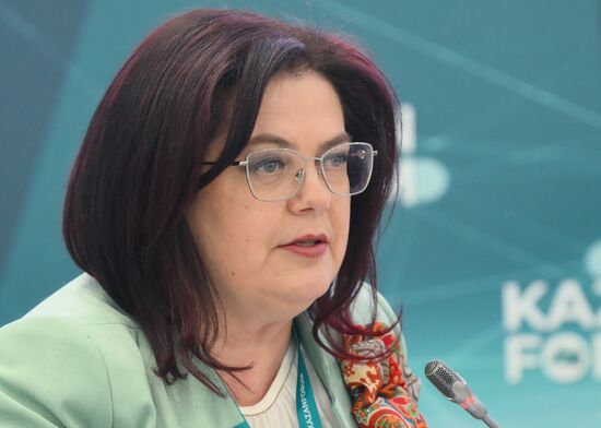 KAZANFORUM 2024. Reaching a new level of development of manufacturing SMEs. Cooperation. Investment. Markets