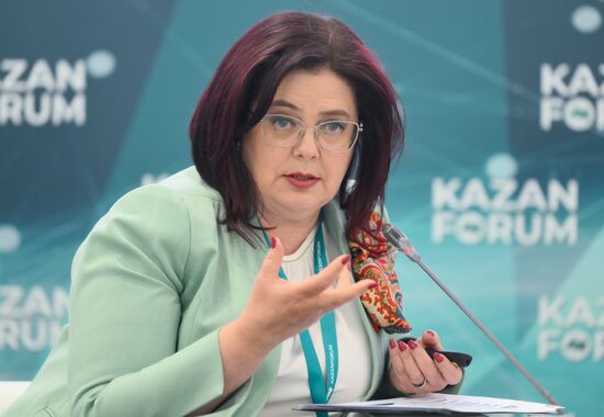 KAZANFORUM 2024. Reaching a new level of development of manufacturing SMEs. Cooperation. Investment. Markets