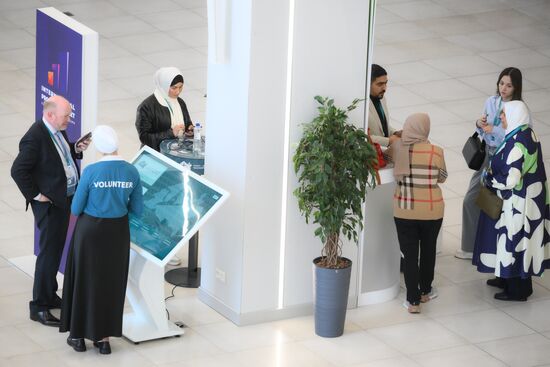 KAZANFORUM 2024: Russia - Islamic World. To use the image, see the terms of use in the Kazanforum section of this media bank. Location: Russia, Republic of Tatarstan, Kazan. Author: Vladimir Astapkovich/Sputnik. Russia – Islamic World: KAZANFORUM 2024